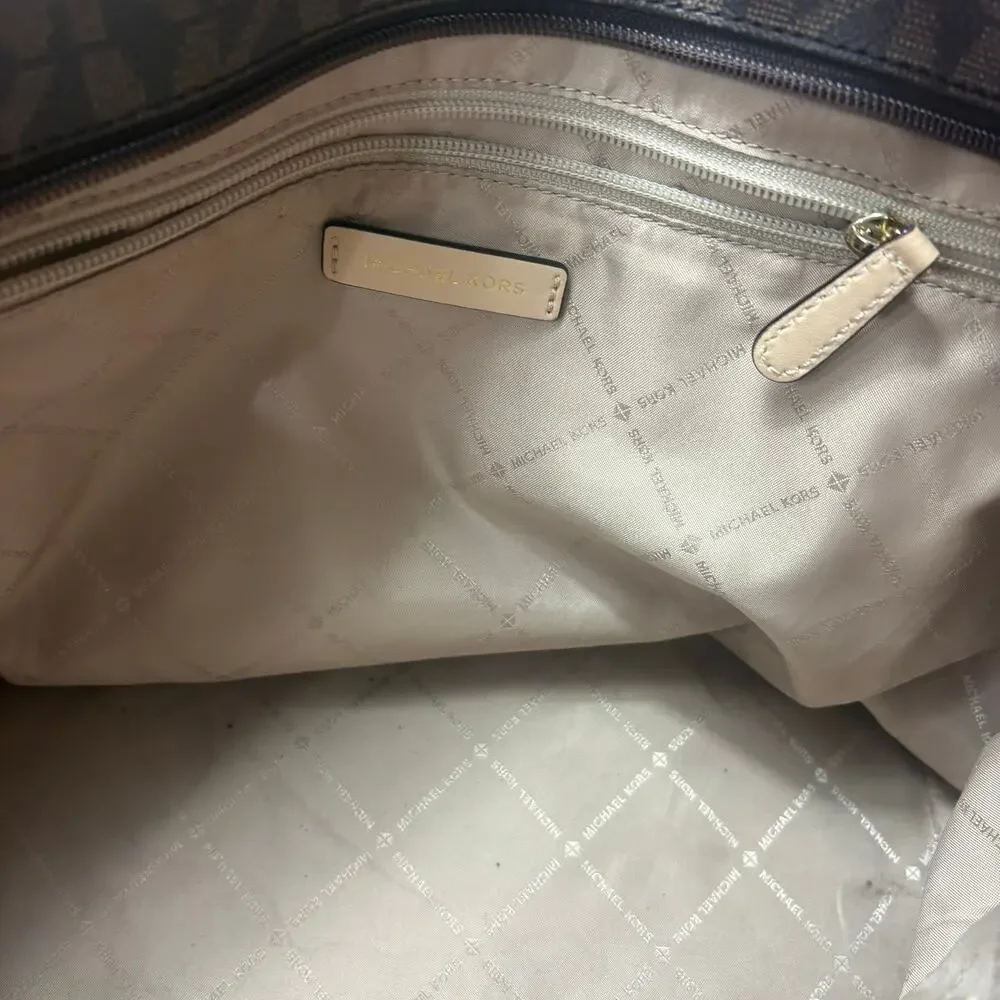 MICHAEL KORS Women's Brown Monogram Medium Jet Set Zip Top Tote